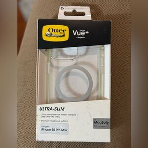 Otterbox Vue+ iPhone 15 pro max case- clear glitter